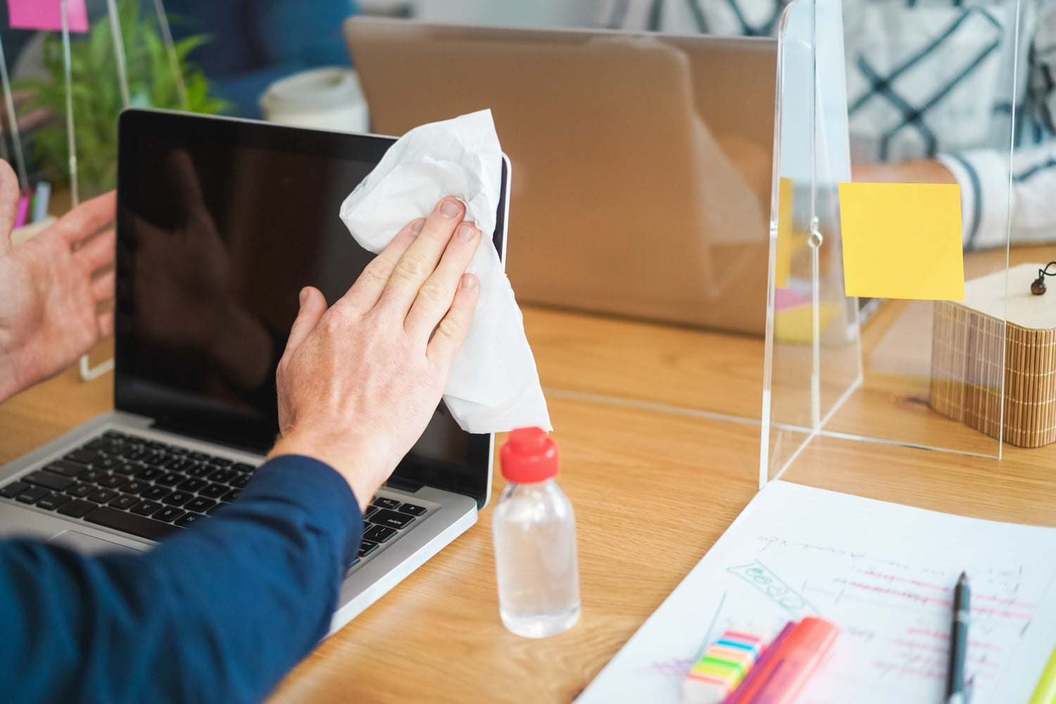 Disinfecting Wipes for Electronics 